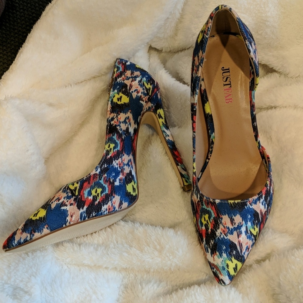 Heels never worn!